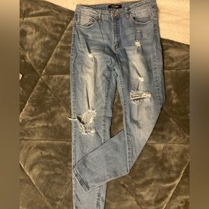 Mid rise skinny jeans